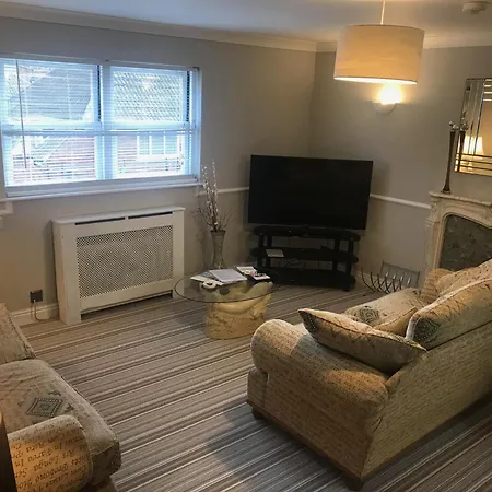 Daire Flamingo - Two-bed With Seaview , Great Location Scarborough
