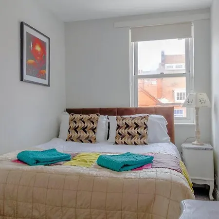 Lägenhet Flamingo - Two-bed With Seaview , Great Location